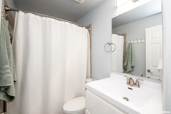 $240,000 | 6603 North Toronado Court, Peoria, IL 61614