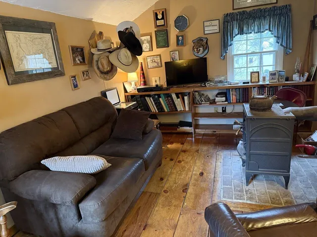 $595,000 | 239 Ski Valley Road, Waitsfield, VT 05673