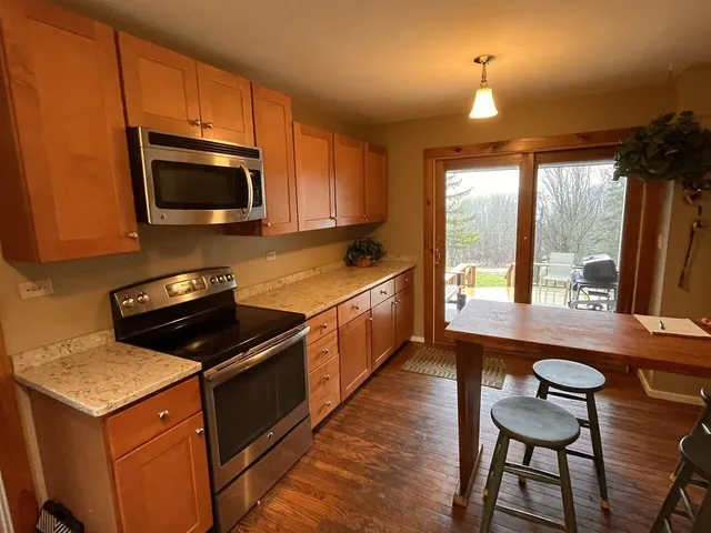 $595,000 | 239 Ski Valley Road, Waitsfield, VT 05673