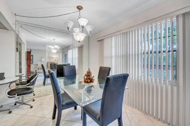 $120,000 | 1902 Bermuda Circle, Unit L2, Coconut Creek, FL 33066