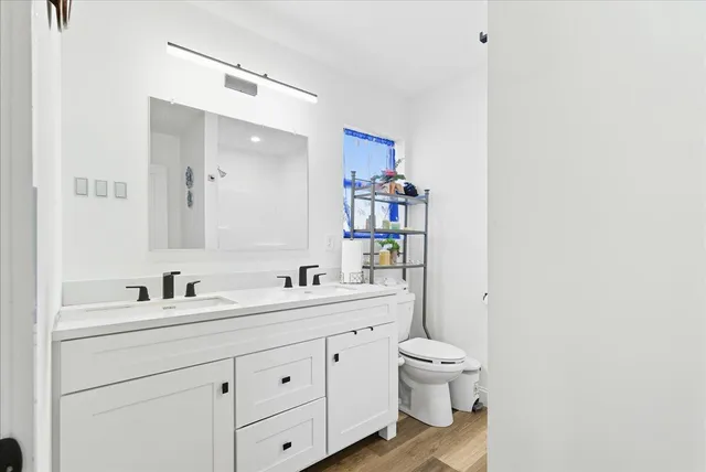 $370,000 | 32 Selden Lane, Oakland, ME 04963