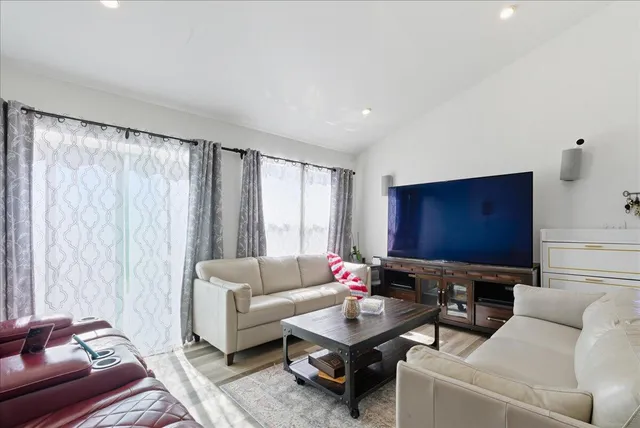 $370,000 | 32 Selden Lane, Oakland, ME 04963