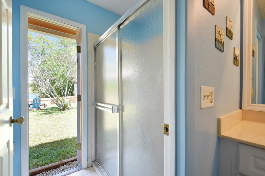 4319 Southeast Boxleaf Place Stuart, FL 34997 - Photo 14 of 27 Master Bath/Cabana Entry