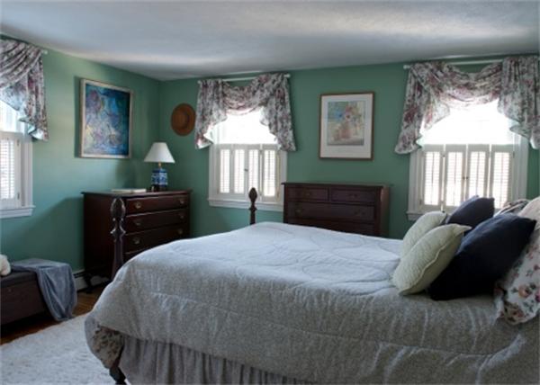 19 Spring Street Danvers, MA 01923 - Photo 14 of 25 Gallery Image 14