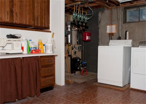 19 Spring Street Danvers, MA 01923 - Photo 22 of 25 Gallery Image 22