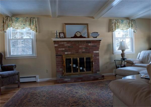 19 Spring Street Danvers, MA 01923 - Photo 6 of 25 Gallery Image 6