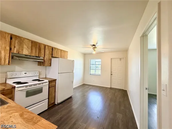 $1,075 | 1606 Andalusia Boulevard, Cape Coral, FL 33909