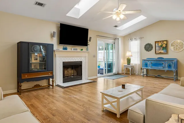 $799,000 | 1246 Llewellyn Road, Mount Pleasant, SC 29464