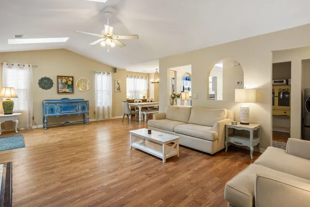 $799,000 | 1246 Llewellyn Road, Mount Pleasant, SC 29464