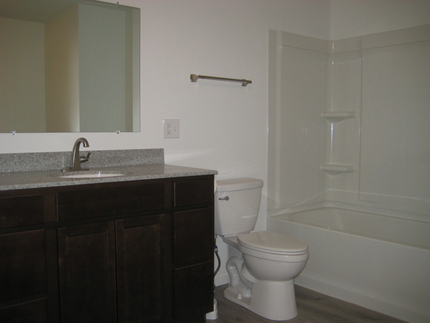 5592 Fulton Road Fulton, IL 61252 - Photo 8 of 10