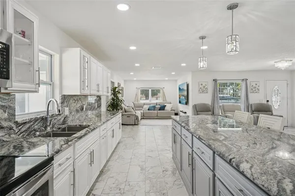 $450,000 | 1414 Seffner Valrico Road, Seffner, FL 33584