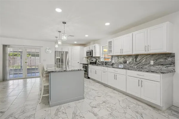 $450,000 | 1414 Seffner Valrico Road, Seffner, FL 33584