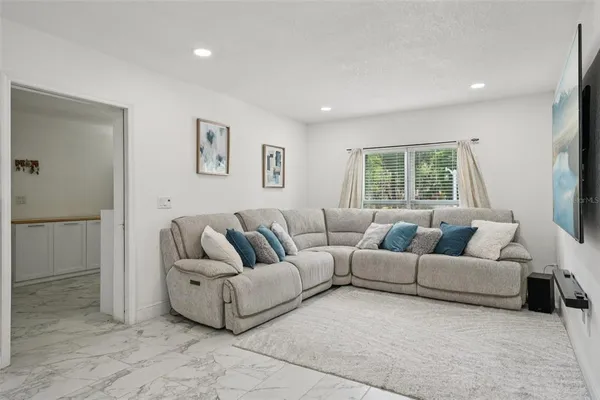 $450,000 | 1414 Seffner Valrico Road, Seffner, FL 33584