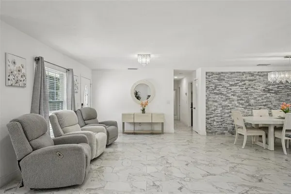 $450,000 | 1414 Seffner Valrico Road, Seffner, FL 33584