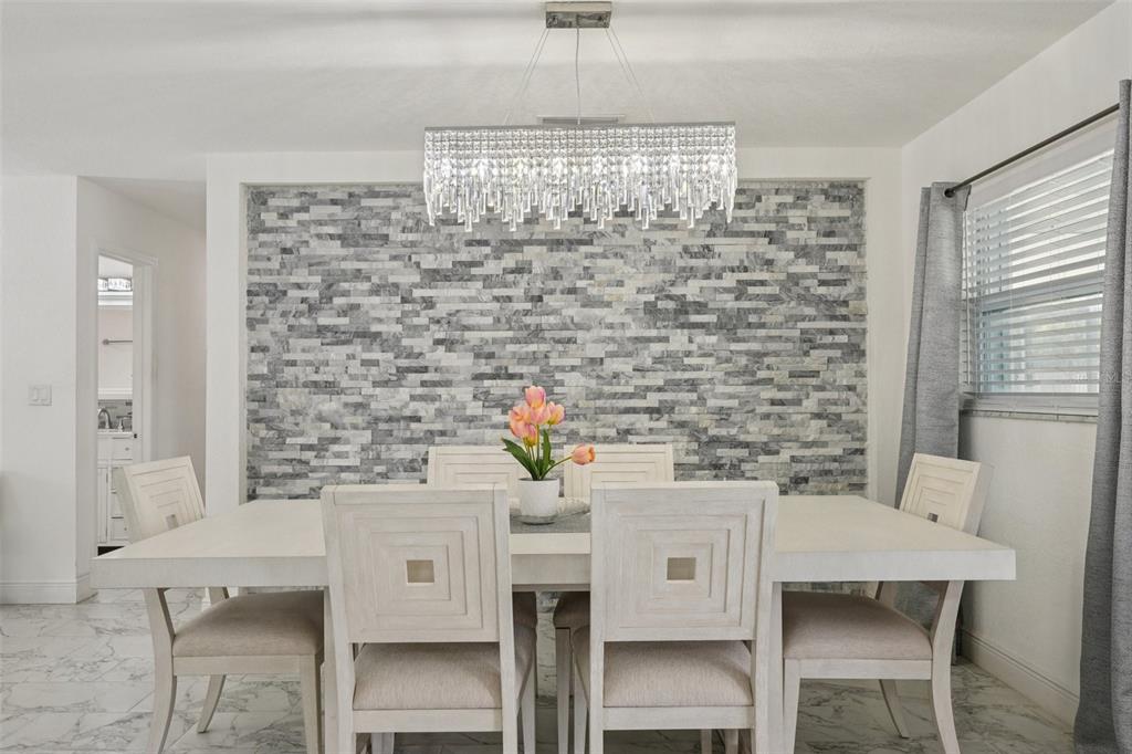 1414 Seffner Valrico Road Seffner, FL 33584 - Photo 6 of 36