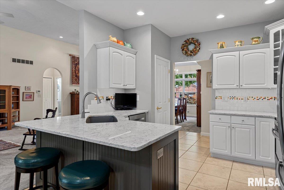 2508 Tartan Way Springfield, IL 62711 - Photo 14 of 51 Gallery Image 14