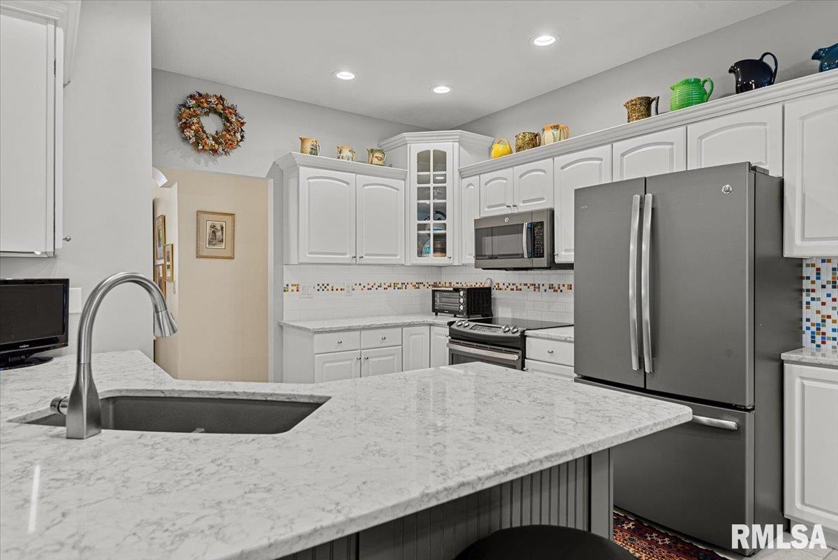 2508 Tartan Way Springfield, IL 62711 - Photo 15 of 51 Gallery Image 15