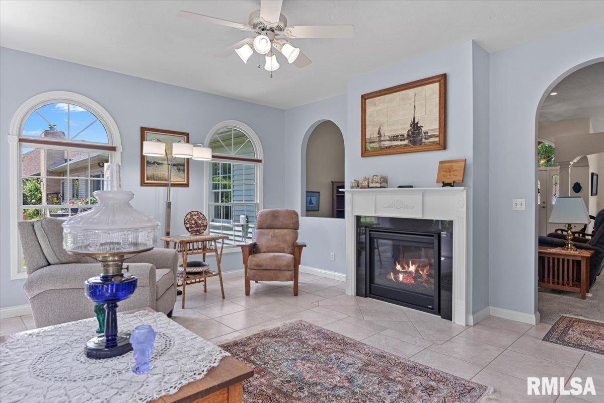 2508 Tartan Way Springfield, IL 62711 - Photo 21 of 51 Gallery Image 21