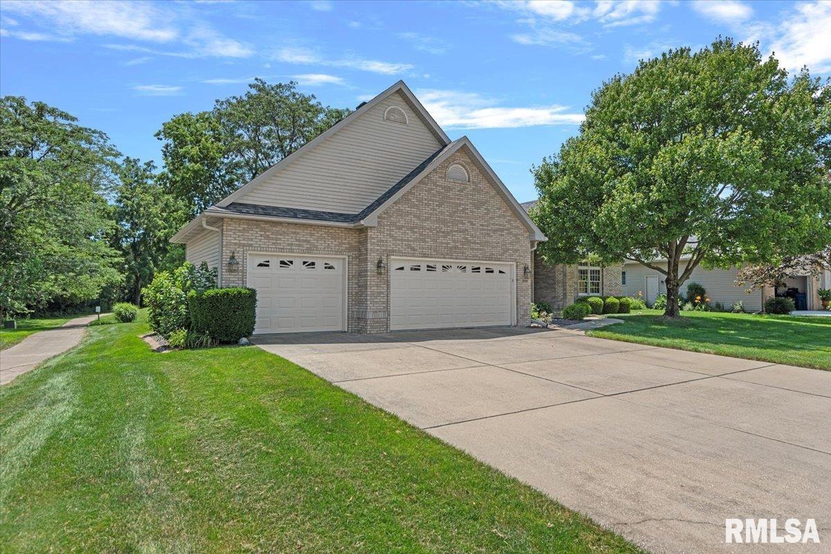 2508 Tartan Way Springfield, IL 62711 - Photo 3 of 51 Gallery Image 3