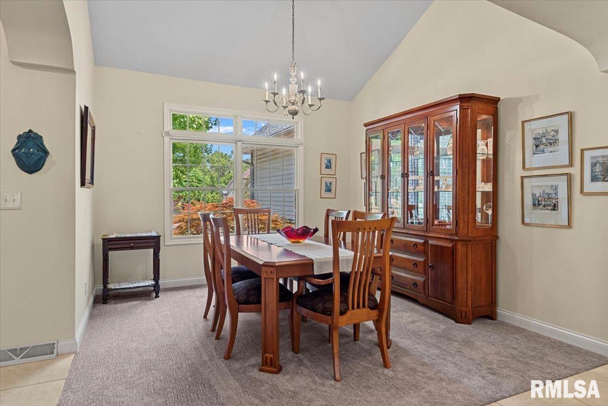 2508 Tartan Way Springfield, IL 62711 - Photo 10 of 51 Gallery Image 10