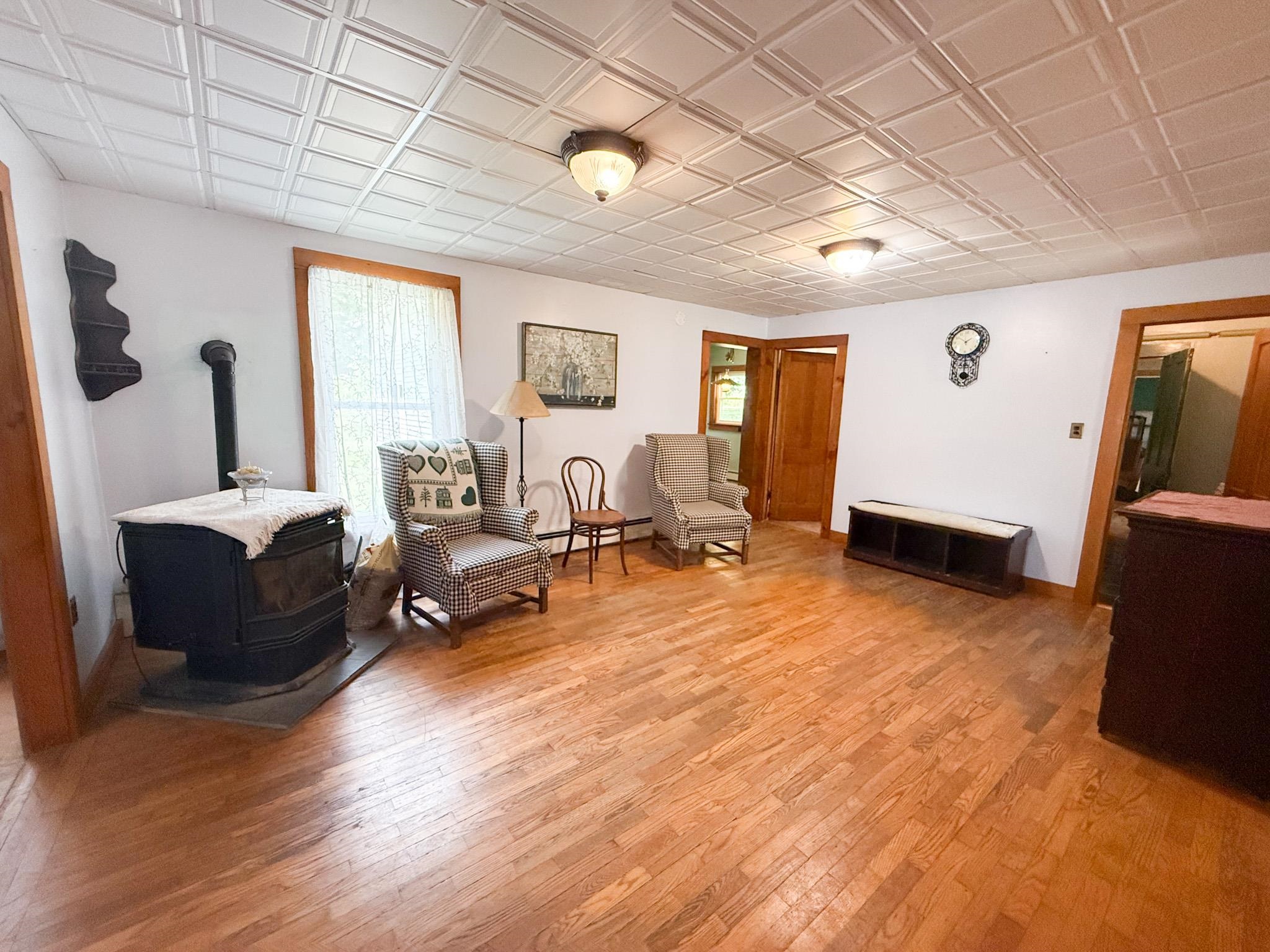 633 Brooklyn Road Mount Tabor, VT 05739 - Photo 11 of 37