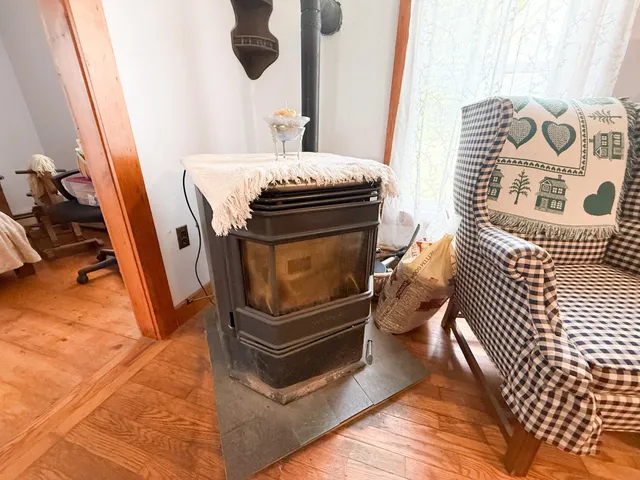 $245,000 | 633 Brooklyn Road, Mount Tabor, VT 05739