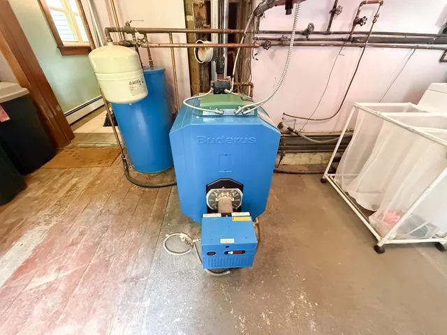 $245,000 | 633 Brooklyn Road, Mount Tabor, VT 05739