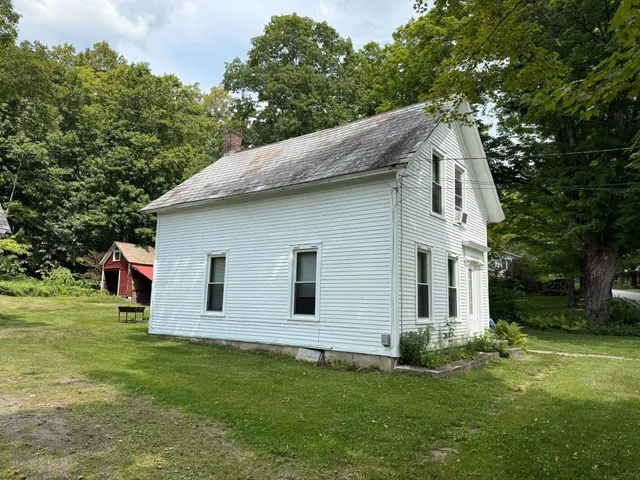 $245,000 | 633 Brooklyn Road, Mount Tabor, VT 05739