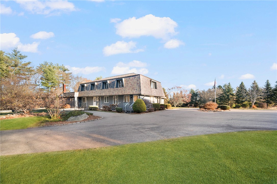 59 Phillips Lane Glocester, RI 02829 - Photo 4 of 49