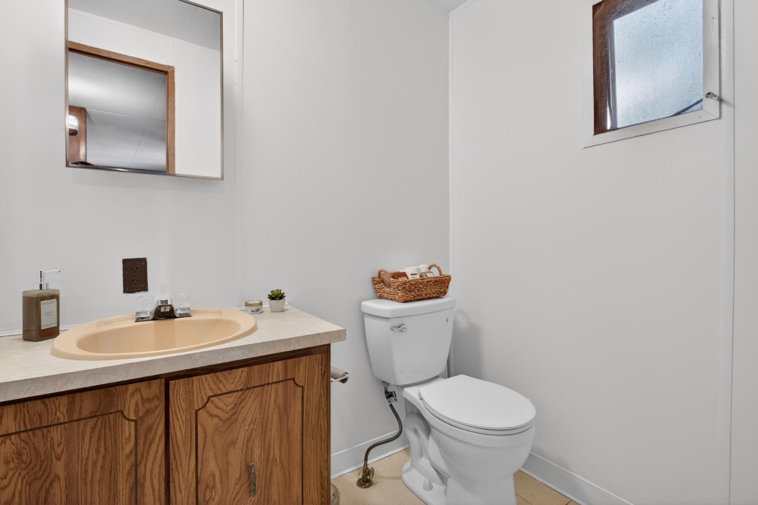 812 West Clover Road, Unit 62 Tracy, CA 95376 - Photo 13 of 27