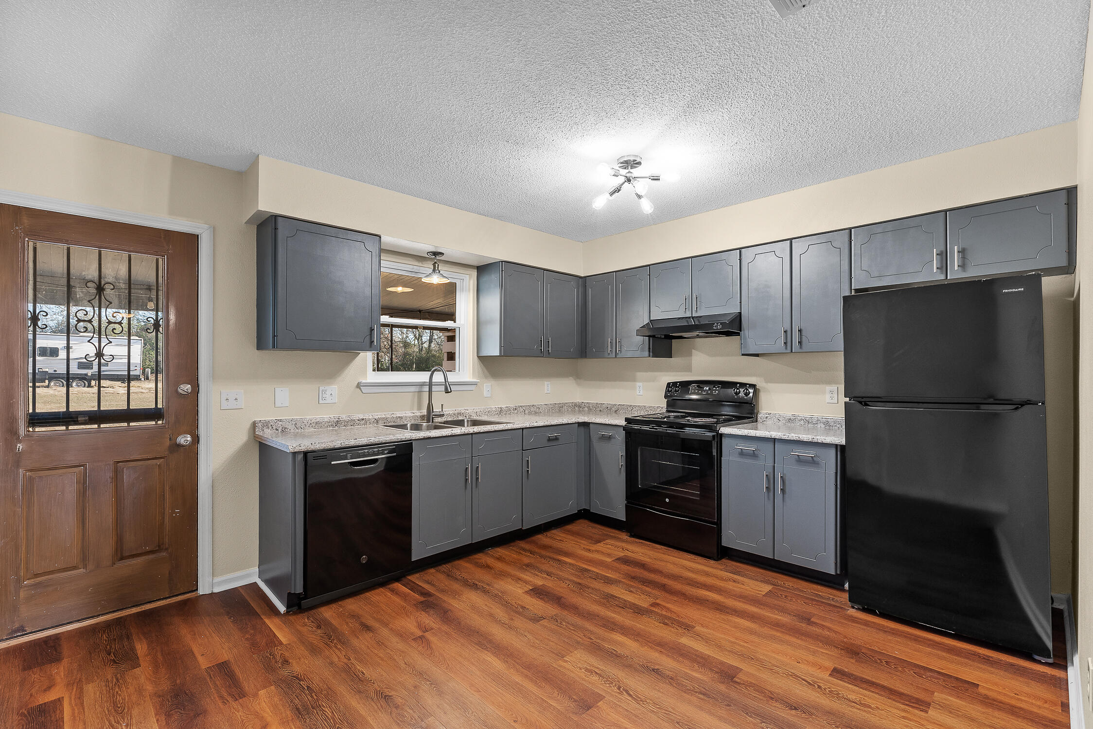 6809 Tyner Road Chattanooga, TN 37421 - Photo 5 of 20 Tyner-14