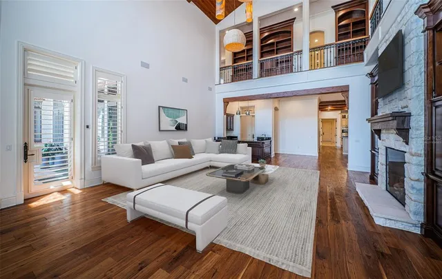 $6,995,000 | 118 Harbor View Lane, Belleair Bluffs, FL 33770