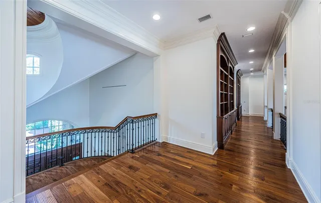 $6,995,000 | 118 Harbor View Lane, Belleair Bluffs, FL 33770