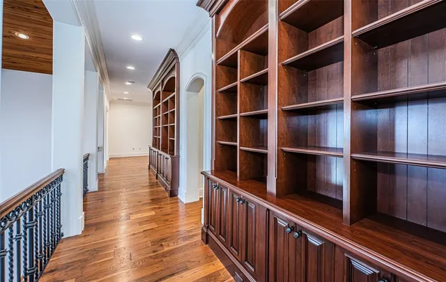 $6,995,000 | 118 Harbor View Lane, Belleair Bluffs, FL 33770