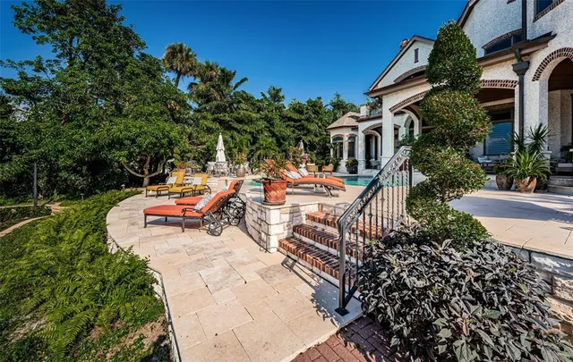 $6,995,000 | 118 Harbor View Lane, Belleair Bluffs, FL 33770