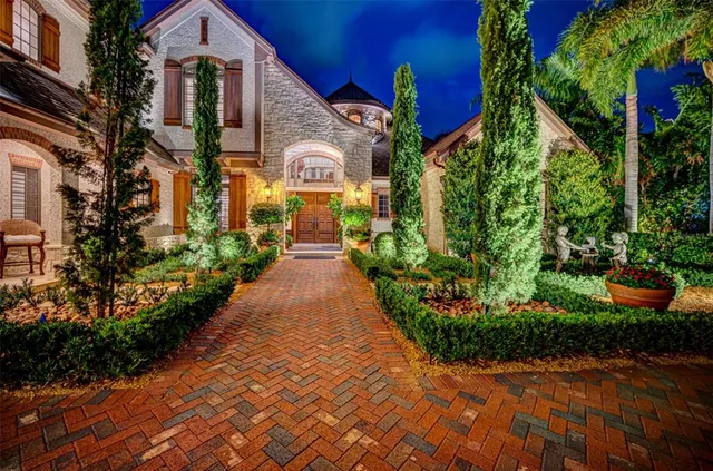 $6,995,000 | 118 Harbor View Lane, Belleair Bluffs, FL 33770