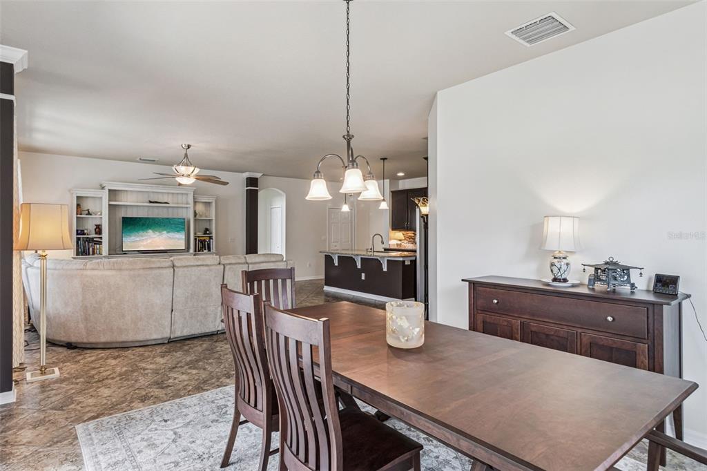 31518 Bearded Oak Drive Wesley Chapel, FL 33543 - Photo 5 of 56