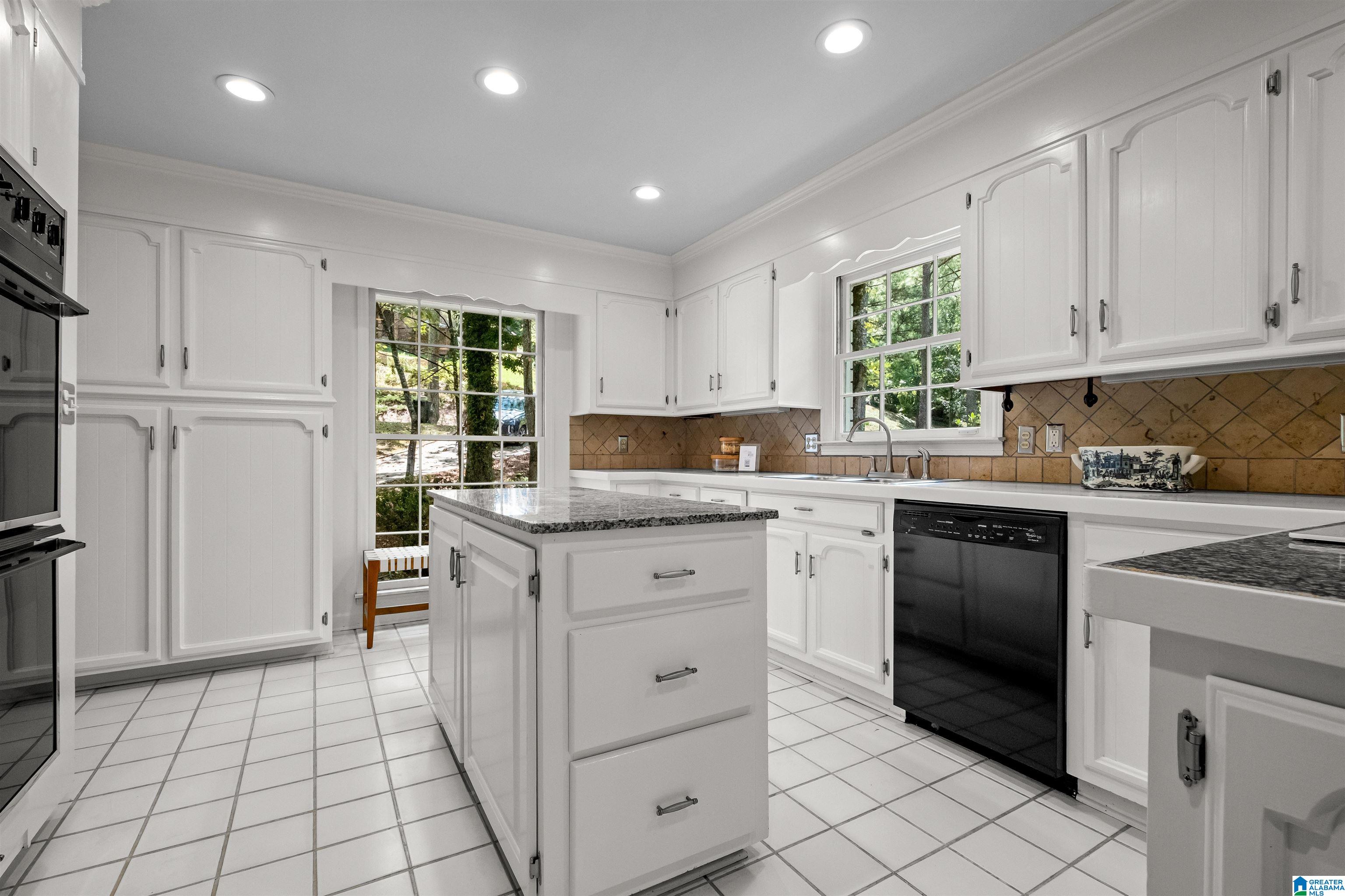 4520 Pine Mountain Road Birmingham, AL 35213 - Photo 15 of 54
