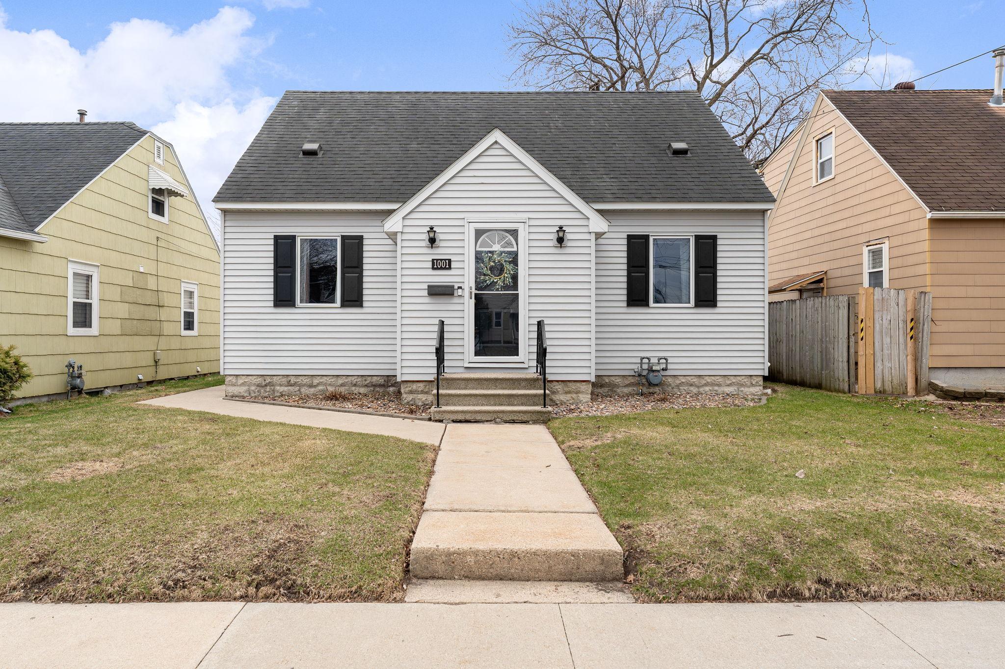 1001 8th Avenue Southwest Austin, MN 55912 - Photo 2 of 38