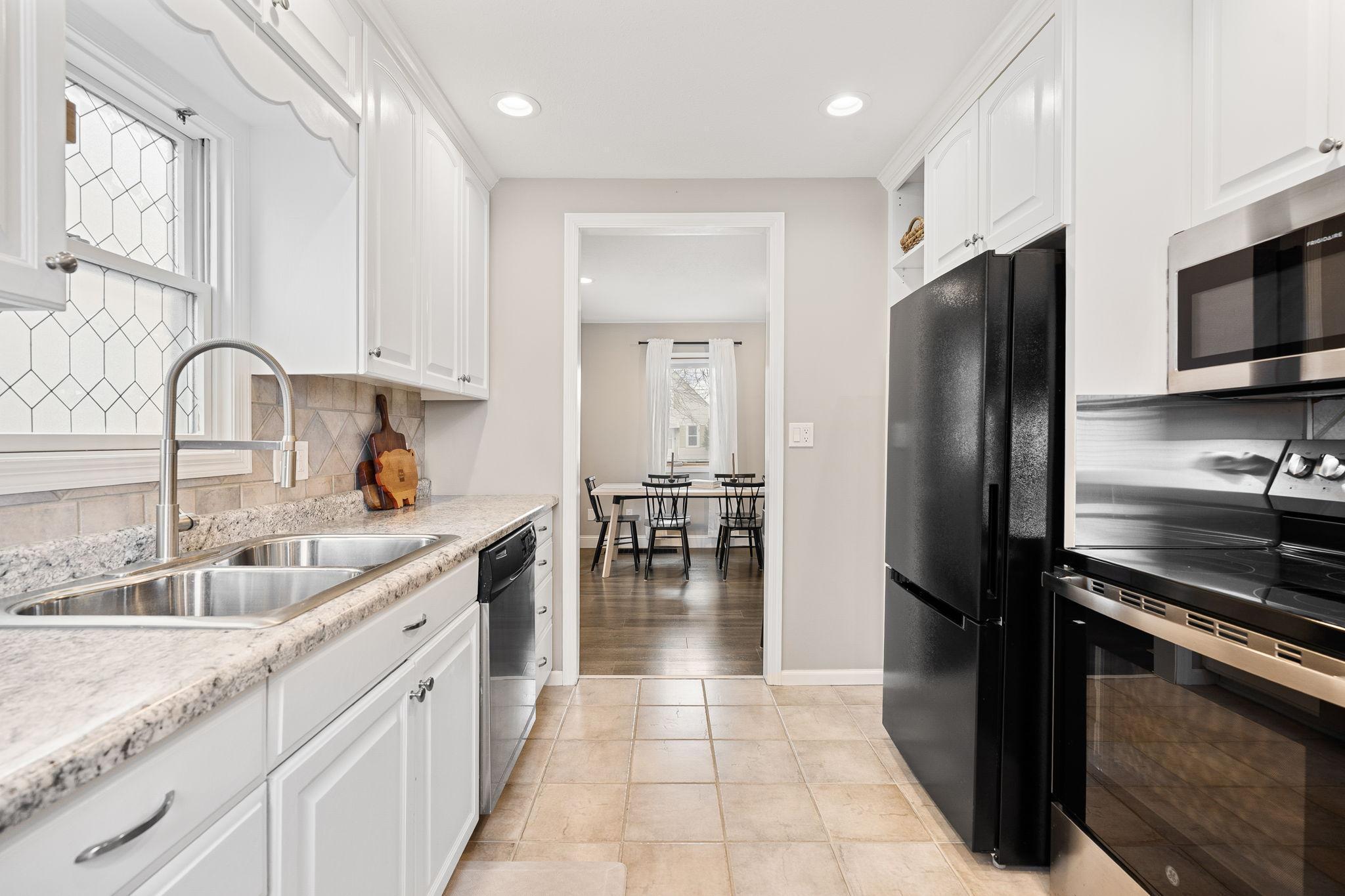 1001 8th Avenue Southwest Austin, MN 55912 - Photo 25 of 38