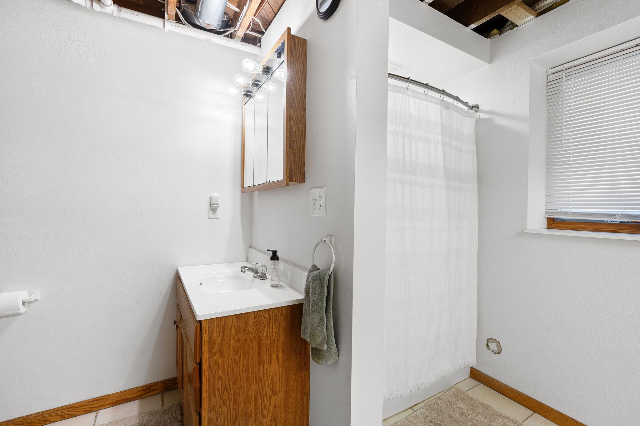 1001 8th Avenue Southwest Austin, MN 55912 - Photo 33 of 38