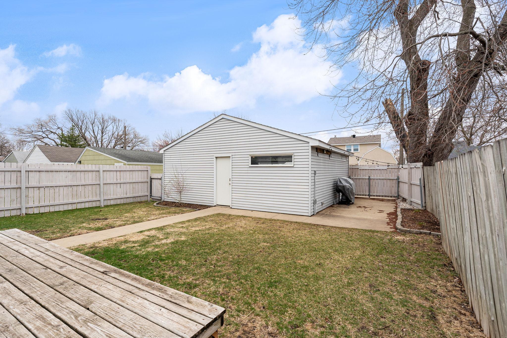 1001 8th Avenue Southwest Austin, MN 55912 - Photo 10 of 38