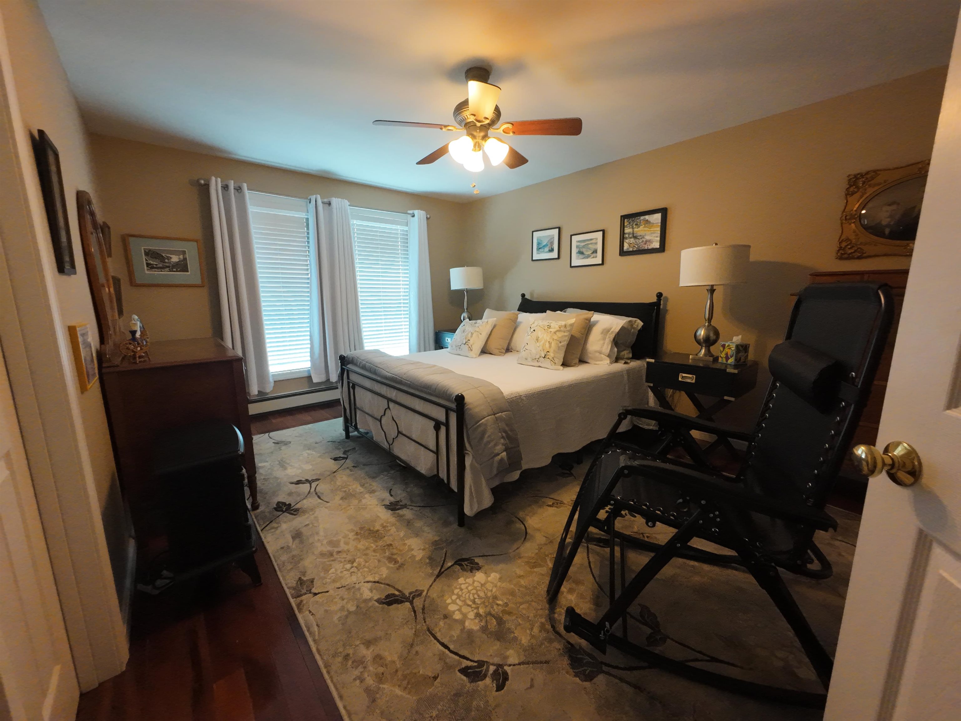 211 West Mitchell Street Manchester, NH 03103 - Photo 28 of 35