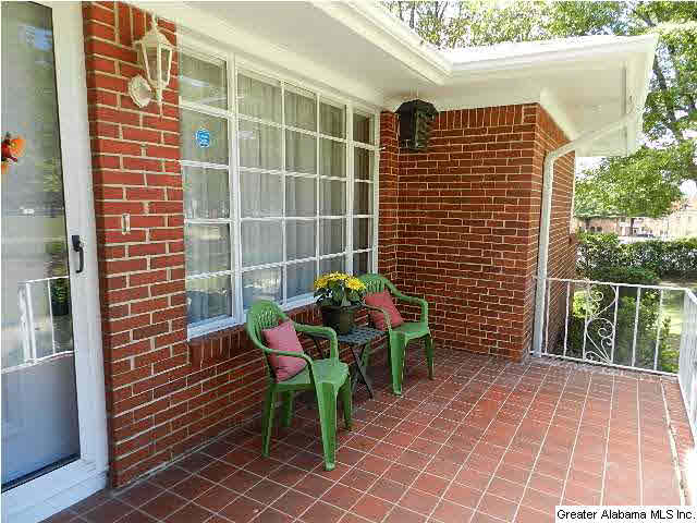 713 Martinwood Road Birmingham, AL 35235 - Photo 2 of 30