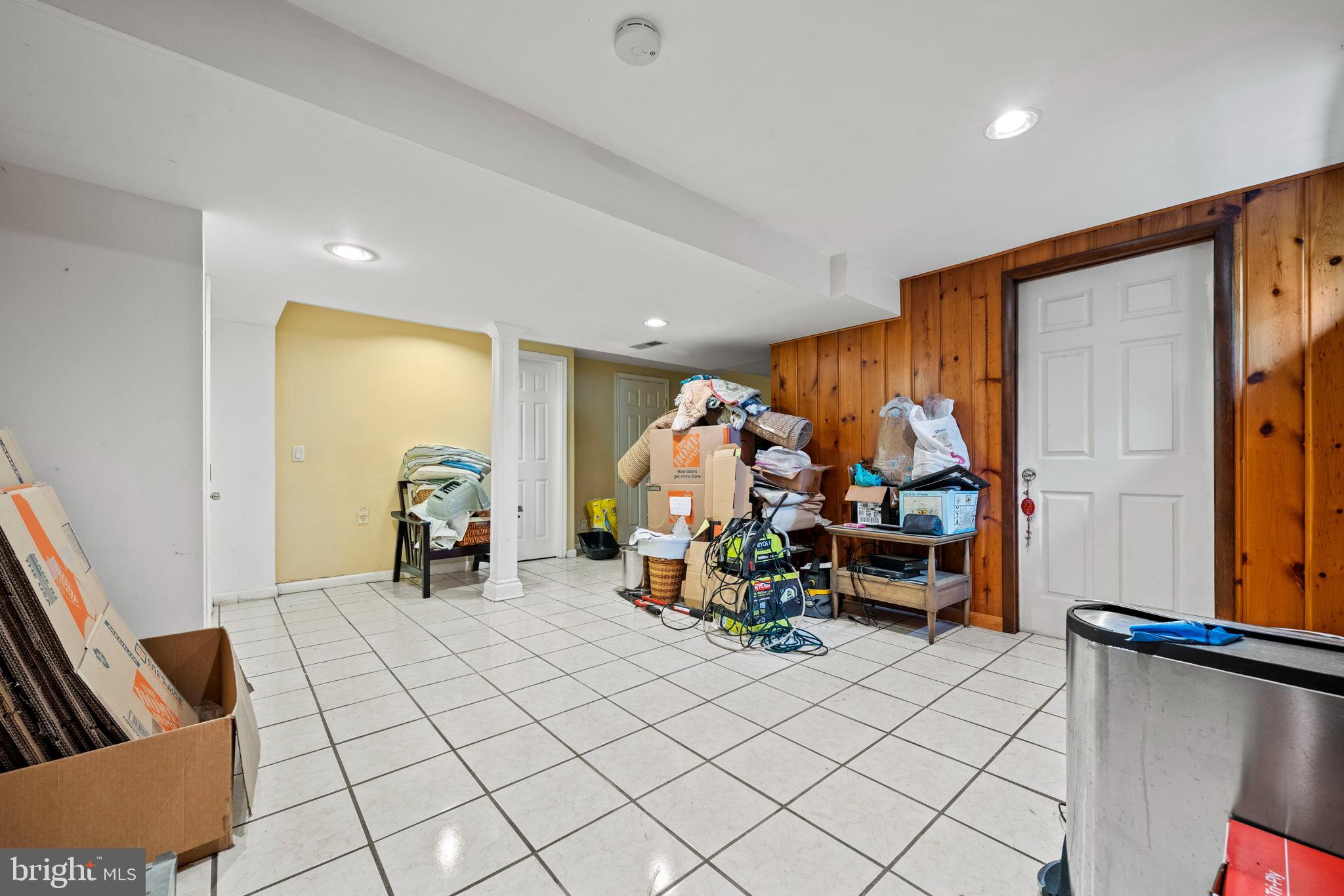 6517 29th Street North Arlington, VA 22213 - Photo 36 of 49 a view of a room with gym equipment