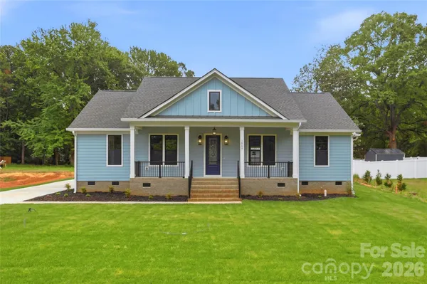 $515,000 | 1860 Twin Lakes Road, Rock Hill, SC 29732