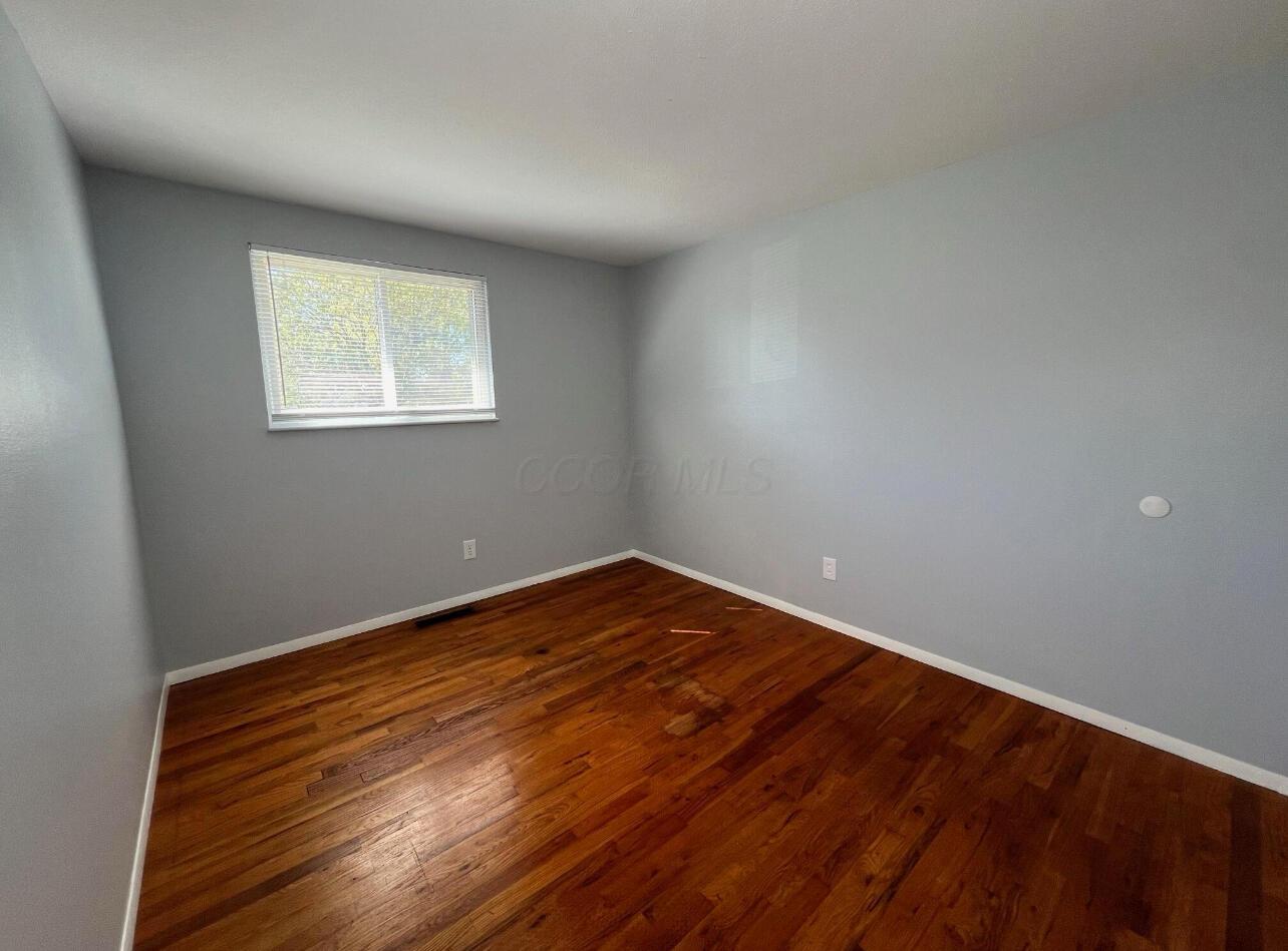 4008 Lynward Road Columbus, OH 43228 - Photo 21 of 27 IMG_8748