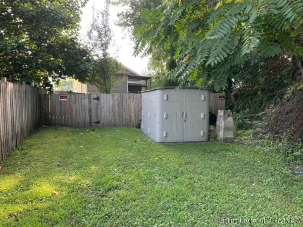 237 Silver Street New Albany, IN 47150 - Photo 20 of 20