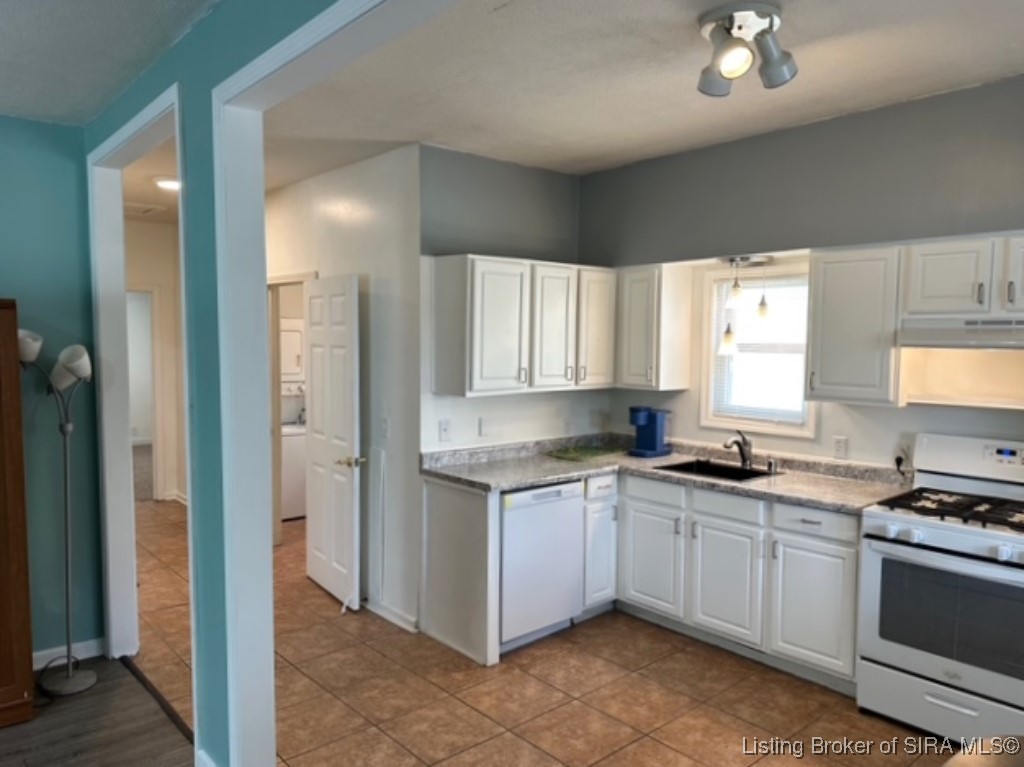 237 Silver Street New Albany, IN 47150 - Photo 8 of 20