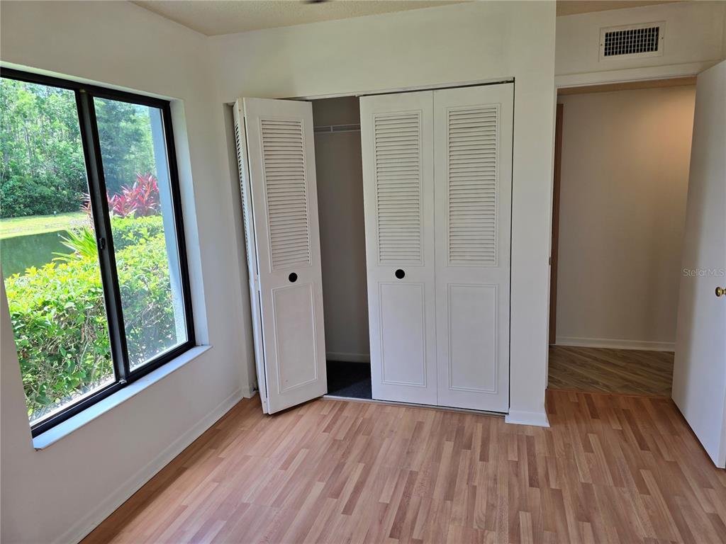 1281 Pine Ridge Circle East, Unit B1 Tarpon Springs, FL 34688 - Photo 13 of 32